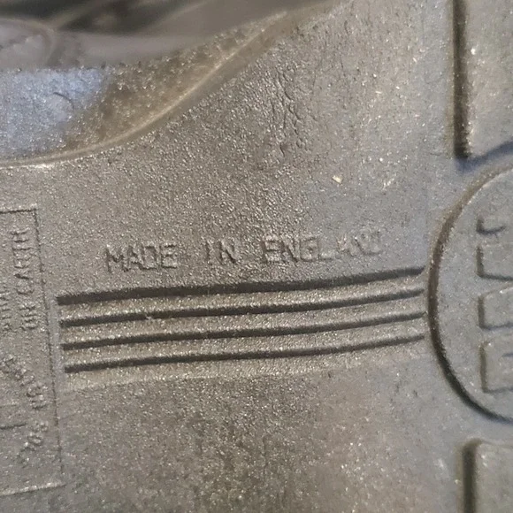 Dr. Martens 9264 Air Cushioned Sole Womens Shoes Black Leather Size 6 ENGLAND - Picture 13 of 15